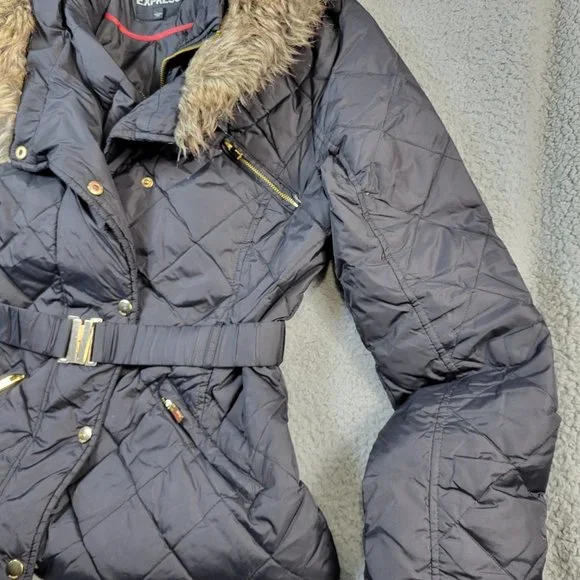 Express Coat Women's Size Medium Black Faux Fur Hood Down Filled Quilted - Picture 7 of 10